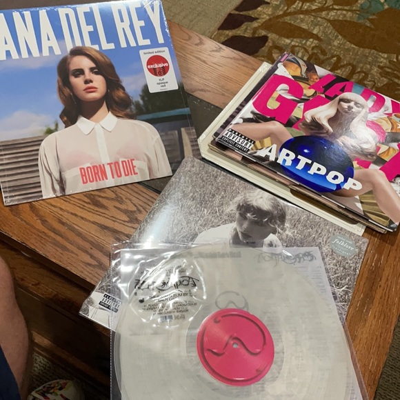 Record Player and records - Picture 3 of 3